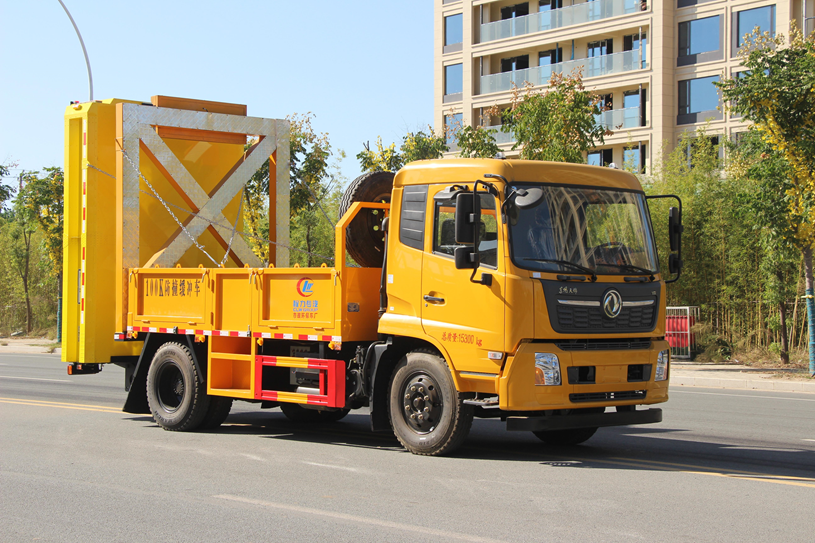 東風天錦康機230馬力防撞緩沖車 16T